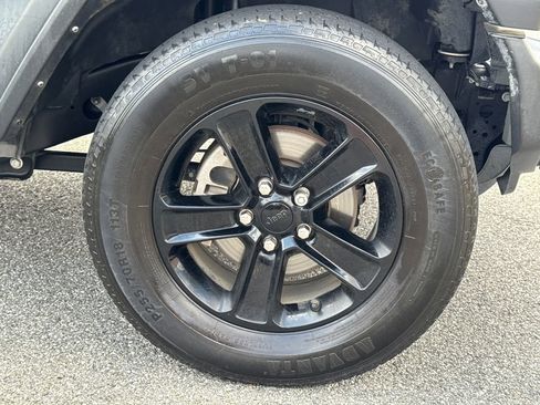 Used 2021 Jeep Wrangler Unlimited Sport image 12