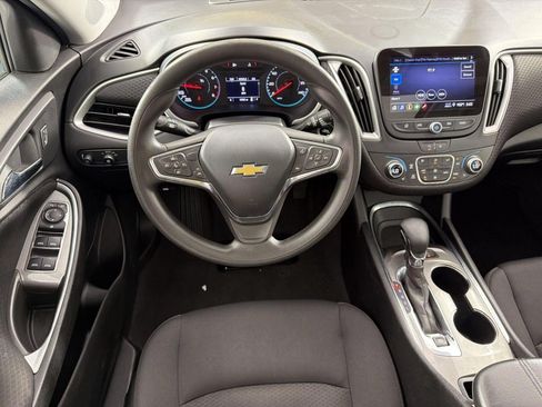 Used 2024 Chevrolet Malibu LT FWD image 28