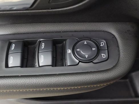 Used 2024 GMC Terrain AT4 w/ LPO, Floor Liner Package AWD/4WD image 33
