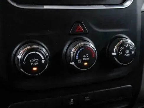 Used 2019 RAM 1500 Express w/ Express Value Package AWD/4WD image 27