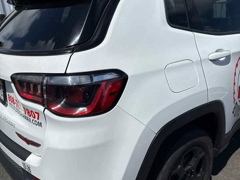 Used 2023 Jeep Compass Trailhawk image 24