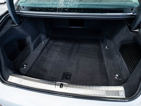 Used 2023 Audi S8 image 62