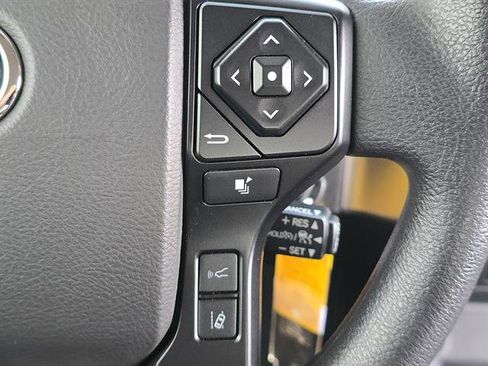 Used 2023 Toyota Tacoma SR image 17
