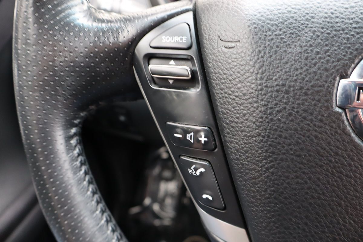 Used 2012 Nissan Murano SL AWD/4WD image 30