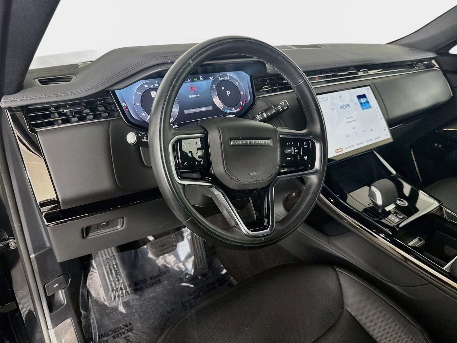 Used 2025 Land Rover Range Rover Sport SE AWD/4WD image 9