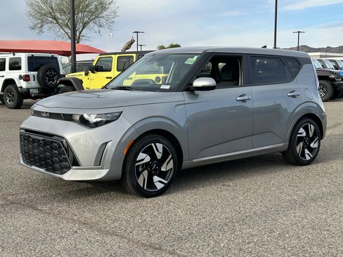 Certified 2023 Kia Soul GT-Line image 2