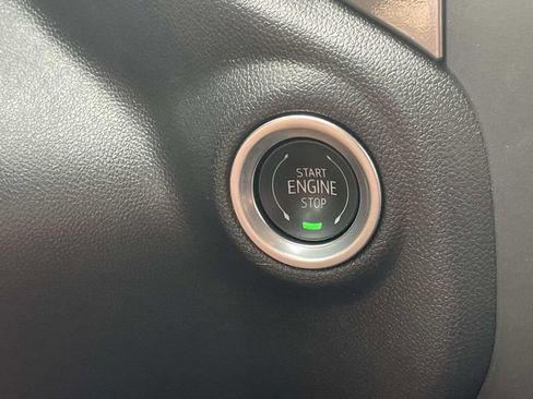 Used 2025 Chevrolet Silverado 1500 Custom RWD image 18