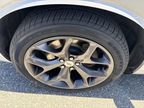 Used 2019 Dodge Challenger SXT w/ Plus Package image 12