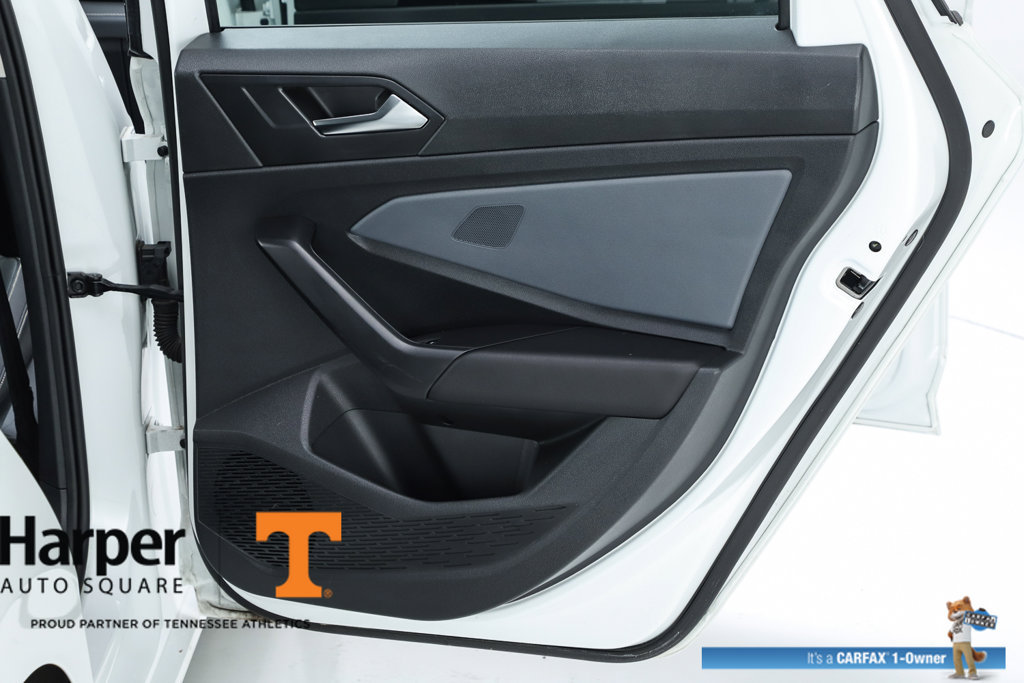 Used 2025 Volkswagen Jetta SEL FWD image 29
