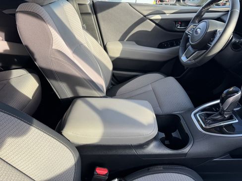 Used 2020 Subaru Outback Premium image 7