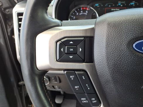 Used 2018 Ford F350 Platinum w/ Platinum Ultimate Package image 16