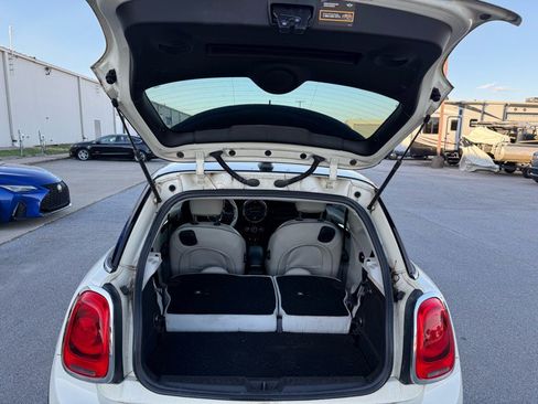 Used 2017 MINI Cooper S image 26