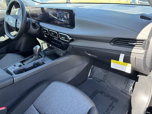 New 2026 Nissan Sentra SV w/ Floor Mat Package FWD image 10