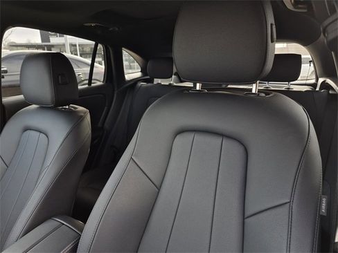 Certified 2025 Mercedes-Benz GLA 250 image 26