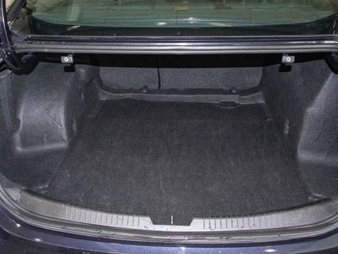 Used 2023 Chevrolet Malibu LT image 24