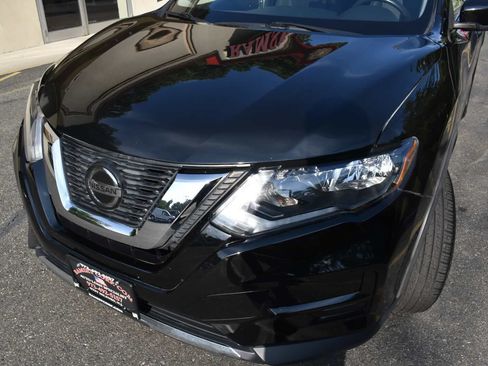 Used 2018 Nissan Rogue S AWD/4WD image 54