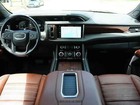 Used 2023 GMC Yukon Denali Ultimate AWD/4WD image 58