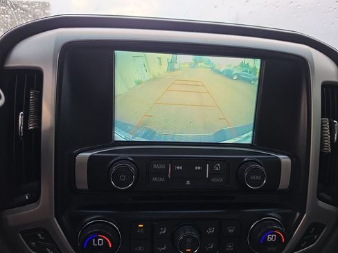 Used 2018 GMC Sierra 1500 SLT w/ SLT Premium Package AWD/4WD image 18