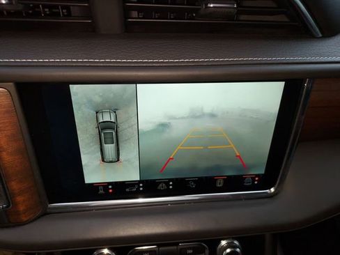 Certified 2023 GMC Yukon Denali Ultimate image 26