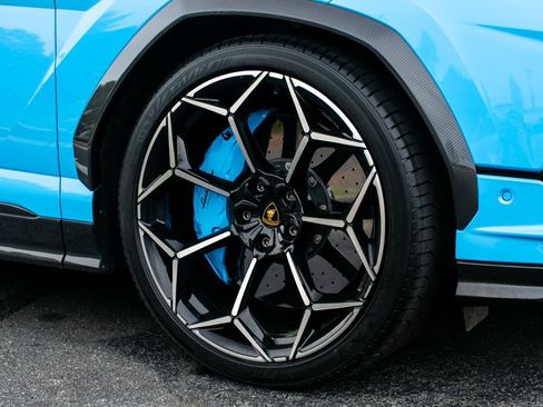 Used 2023 Lamborghini Urus Performante image 12