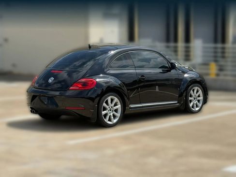 Used 2013 Volkswagen Beetle 2.5 image 8