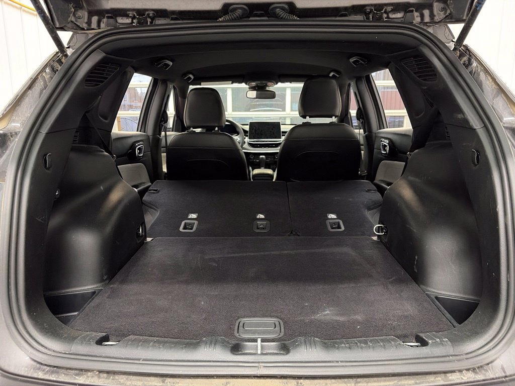 Used 2024 Jeep Compass Limited AWD/4WD image 16