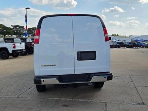 New 2025 Chevrolet Express 2500 w/ Driver Convenience Package image 6