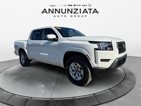 Certified 2024 Nissan Frontier SV image 7