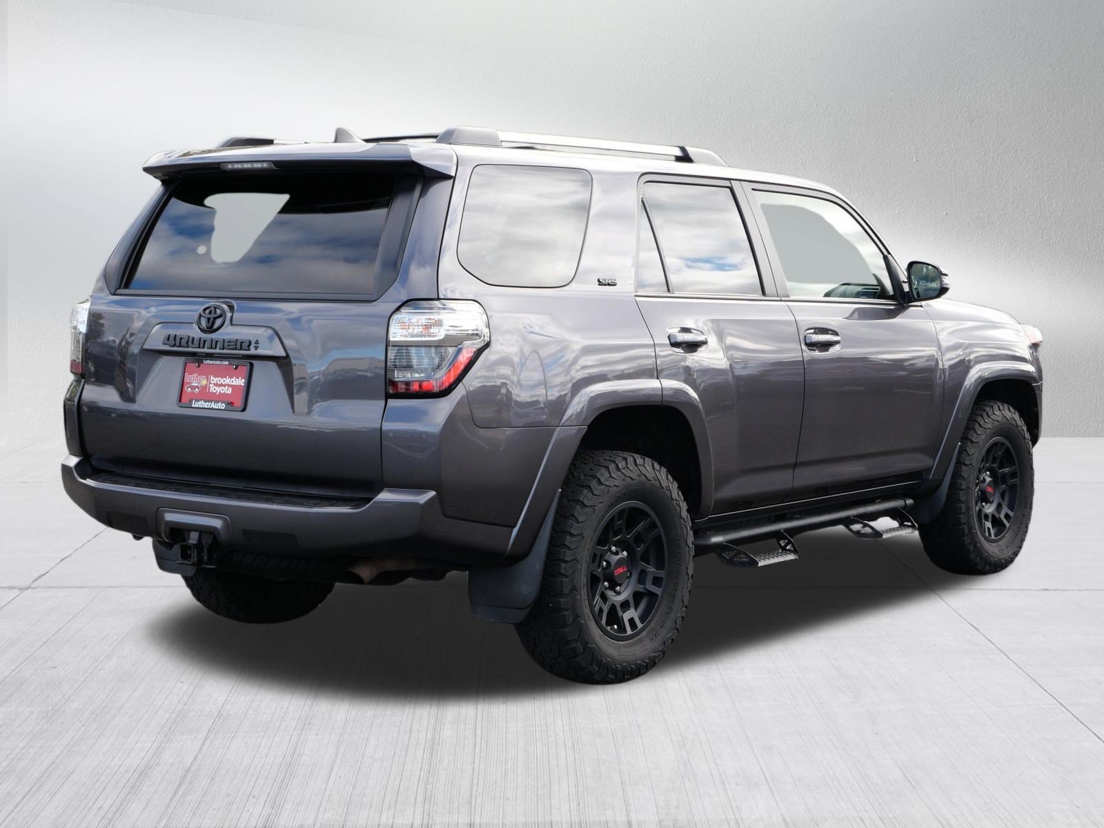 Certified 2021 Toyota 4Runner SR5 Premium w/ Moonroof Package AWD/4WD image 7