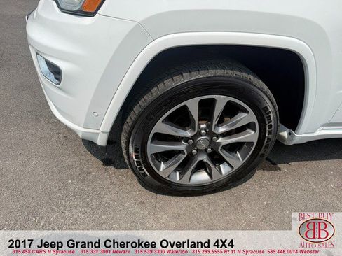 Used 2017 Jeep Grand Cherokee Overland w/ Jeep Active Safety Group AWD/4WD image 9