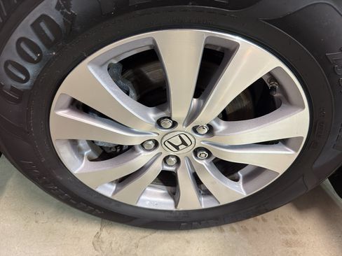 Used 2017 Honda Odyssey SE image 31