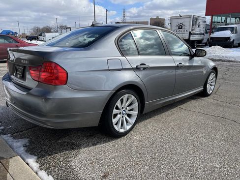 Used 2011 BMW 328i xDrive Sedan image 4