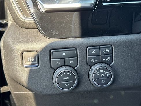 New 2026 Chevrolet Silverado 2500 LT w/ Texas Edition image 22
