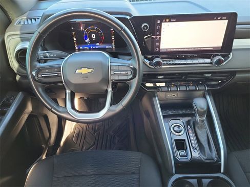 Certified 2023 Chevrolet Colorado LT w/ LT Convenience Package image 9