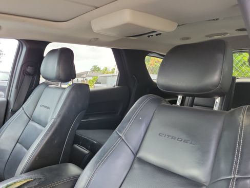 Used 2011 Dodge Durango Citadel RWD image 4