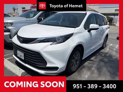 Used 2024 Toyota Sienna LE