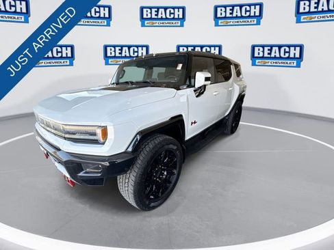 Used 2025 GMC Hummer EV 2X w/ LPO, Sport Package image 4