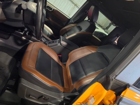 Used 2021 Ford Bronco Outer Banks w/ Sasquatch Package AWD/4WD image 6