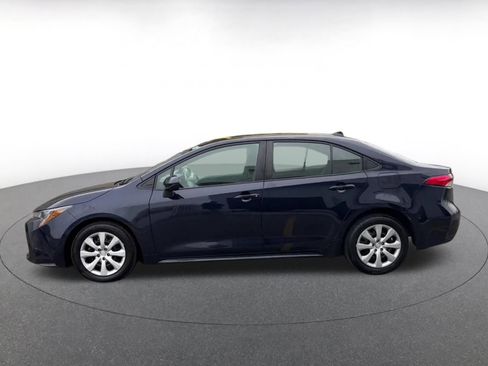 Used 2025 Toyota Corolla LE image 9
