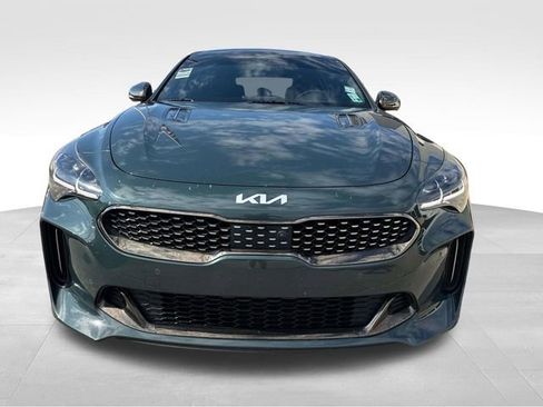 Used 2022 Kia Stinger GT2 image 2