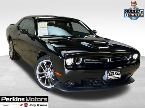 Certified 2022 Dodge Challenger GT image 1