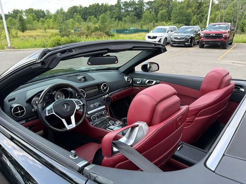 Used 2016 Mercedes-Benz SL 550 image 18