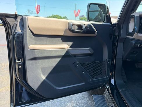 Used 2022 Ford Bronco Wildtrak AWD/4WD image 11