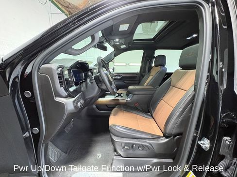 Used 2024 Chevrolet Silverado 2500 High Country image 13
