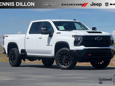 Used 2025 Chevrolet Silverado 2500 LT w/ Trail Boss Package AWD/4WD image 1