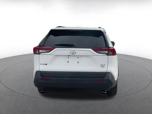 Used 2025 Toyota RAV4 XLE image 12