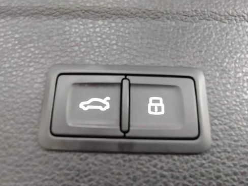 Used 2022 Audi SQ5 Premium Plus w/ Premium Plus Package image 22