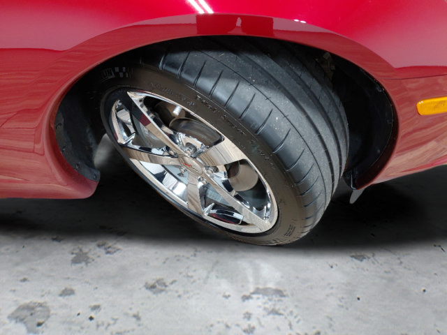 Used 2010 Chevrolet Corvette Convertible w/ Preferred Equipment Group RWD image 10