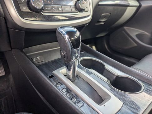 Used 2018 Nissan Altima 2.5 SL FWD image 14