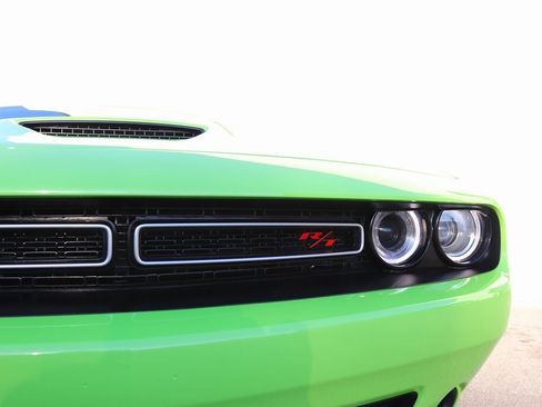 Used 2023 Dodge Challenger R/T RWD image 33